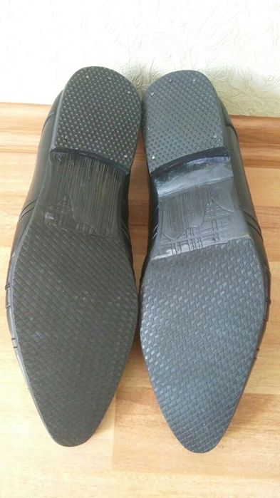 Мужские туфли черные кожаные размер 45 по стельке размер 29,5 см