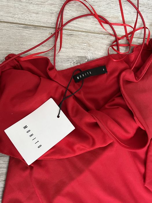 Сукня на бретельках MOHITO