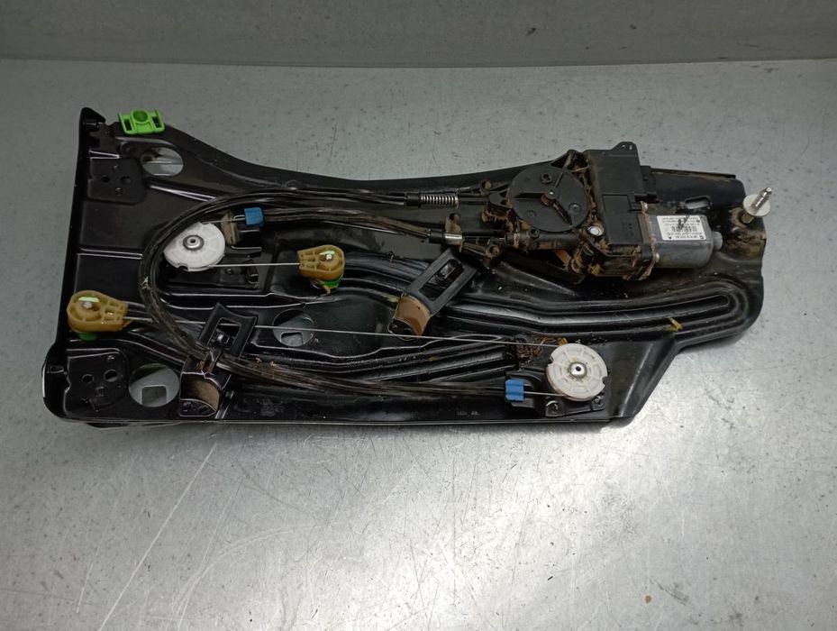 Elevador vidros trás esquerdo PEUGEOT 308 CC