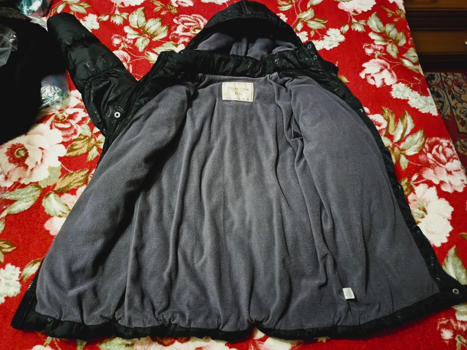 Тепла зимова куртка на дівчинку 10-11років