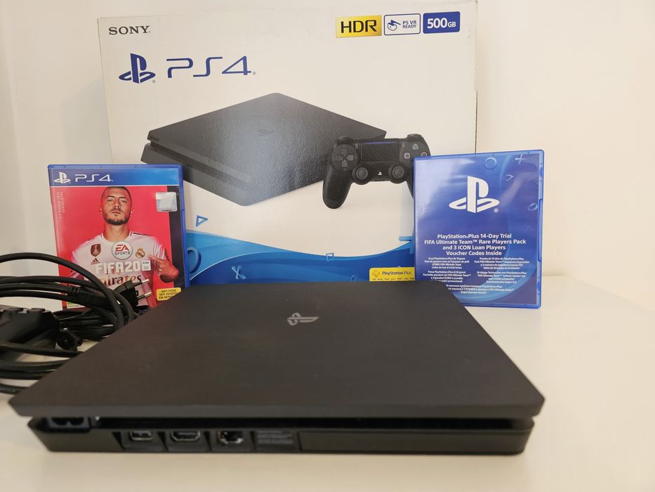 PlayStation 4 Slim 500GB - Preto