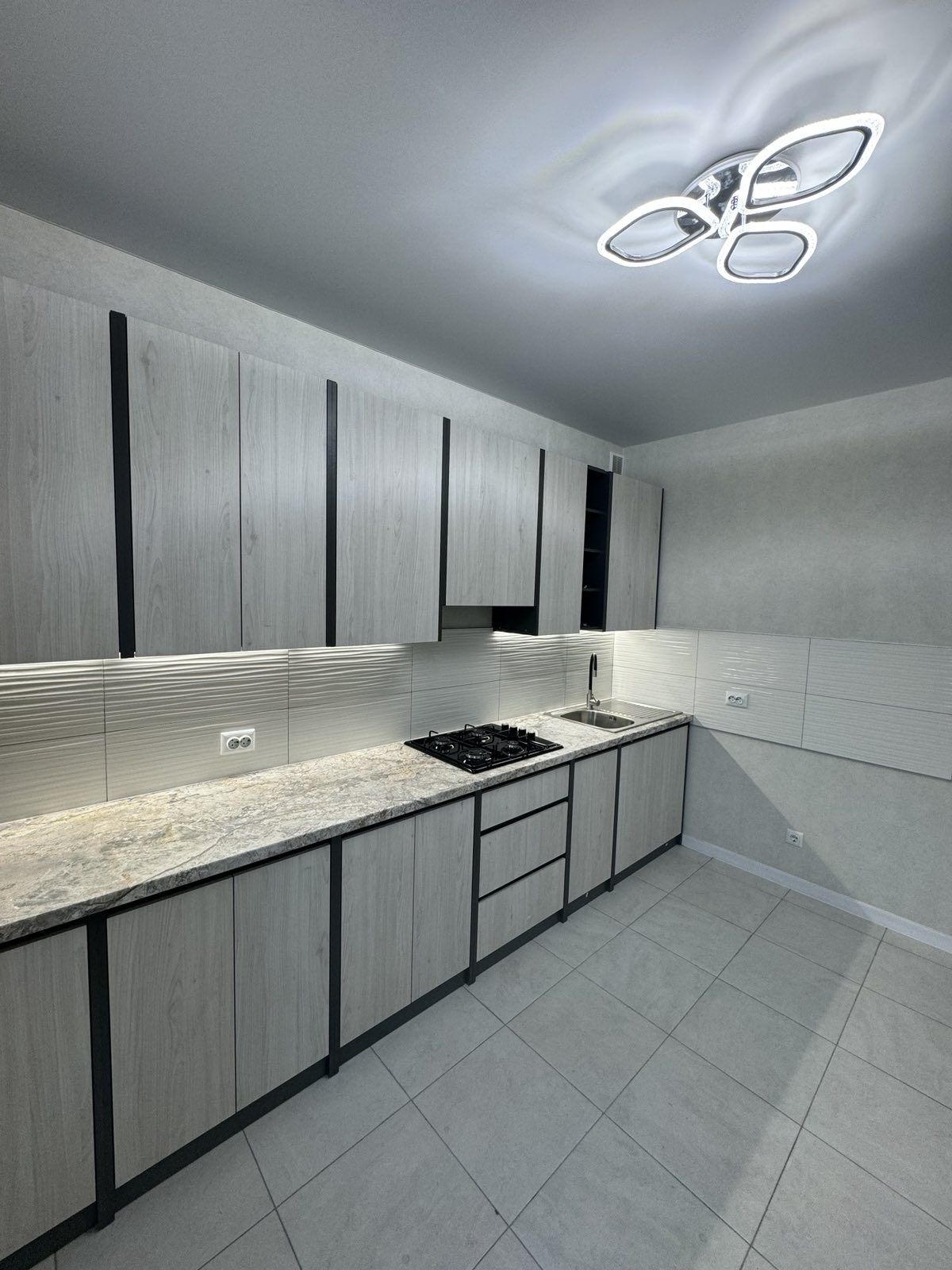 Продам 2кв новоб 3/9,69м 68000₴без комісіі!!!