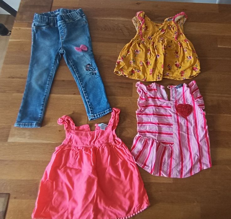 24 Artigos - Criança 2/3 anos Menina