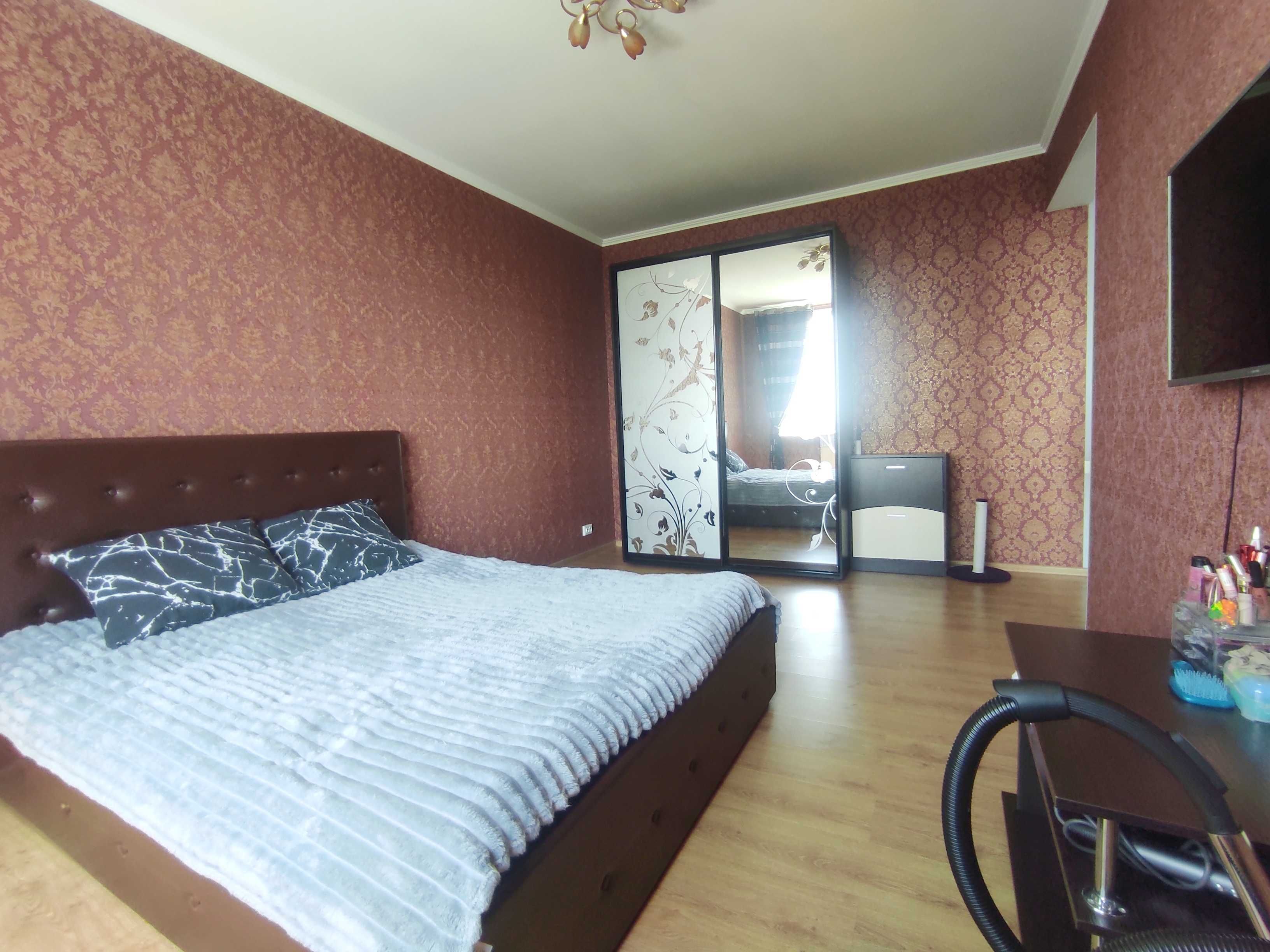 Продам 1к квартиру в Альтаире 1
