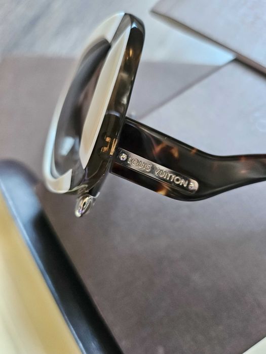 Óculos de sol da marca Louis Vuitton originais.