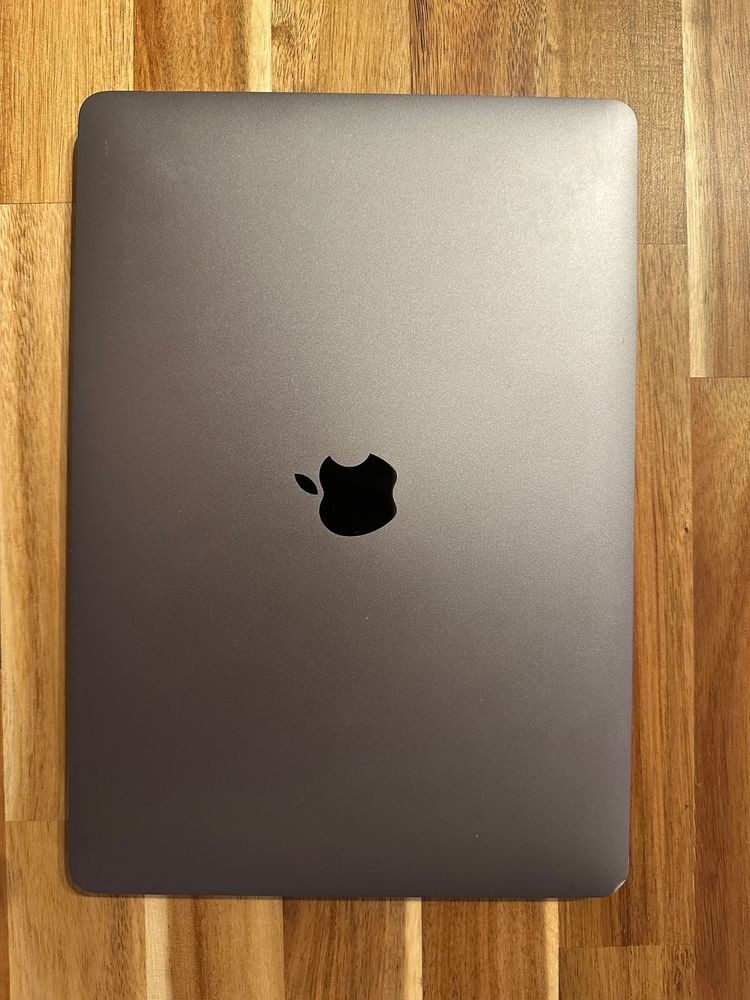 Macbook Pro M2 Apple