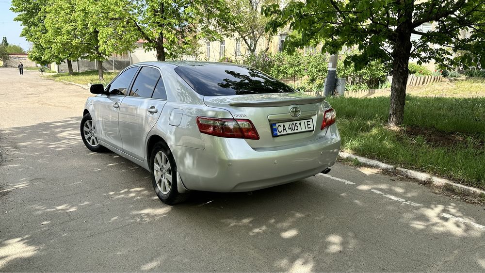 Toyota Camry 40 2.4 газ/бенз Автомат