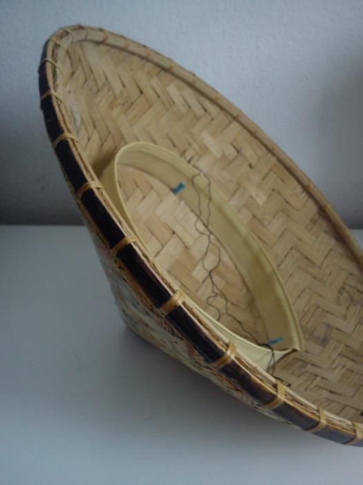 CHapeu japones feito a mäo e pintado a mäo original