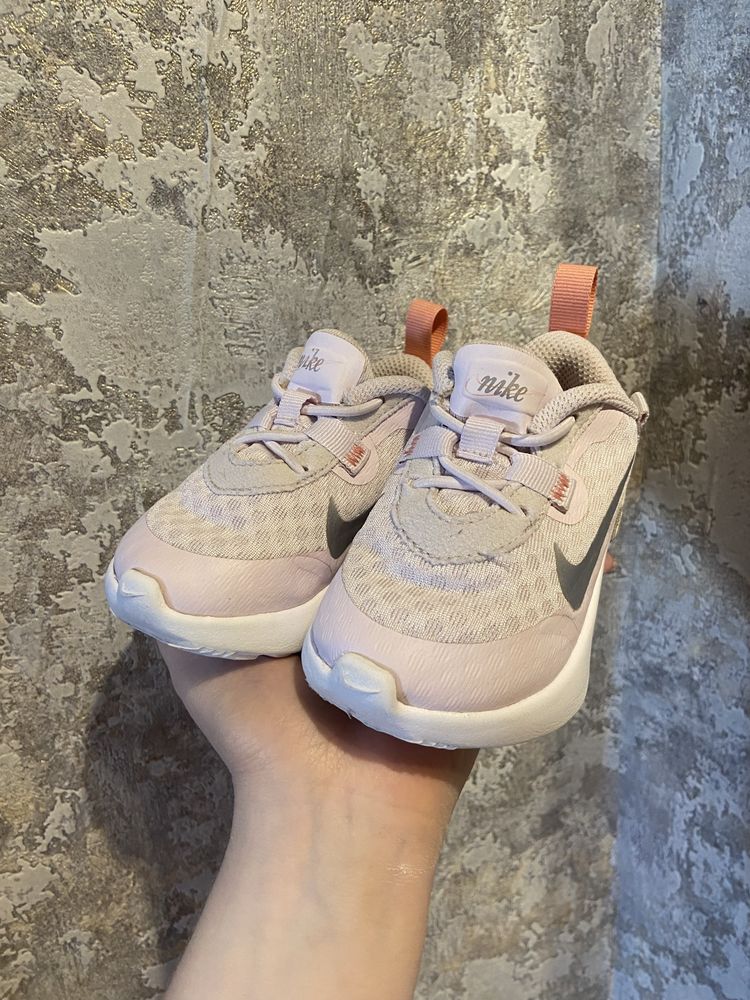 Кросівки Nike 20 розмір