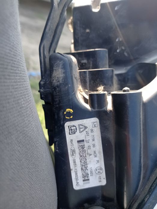 Ford Focus mk II 2 lift lampa zderzak maska błotniki czarne