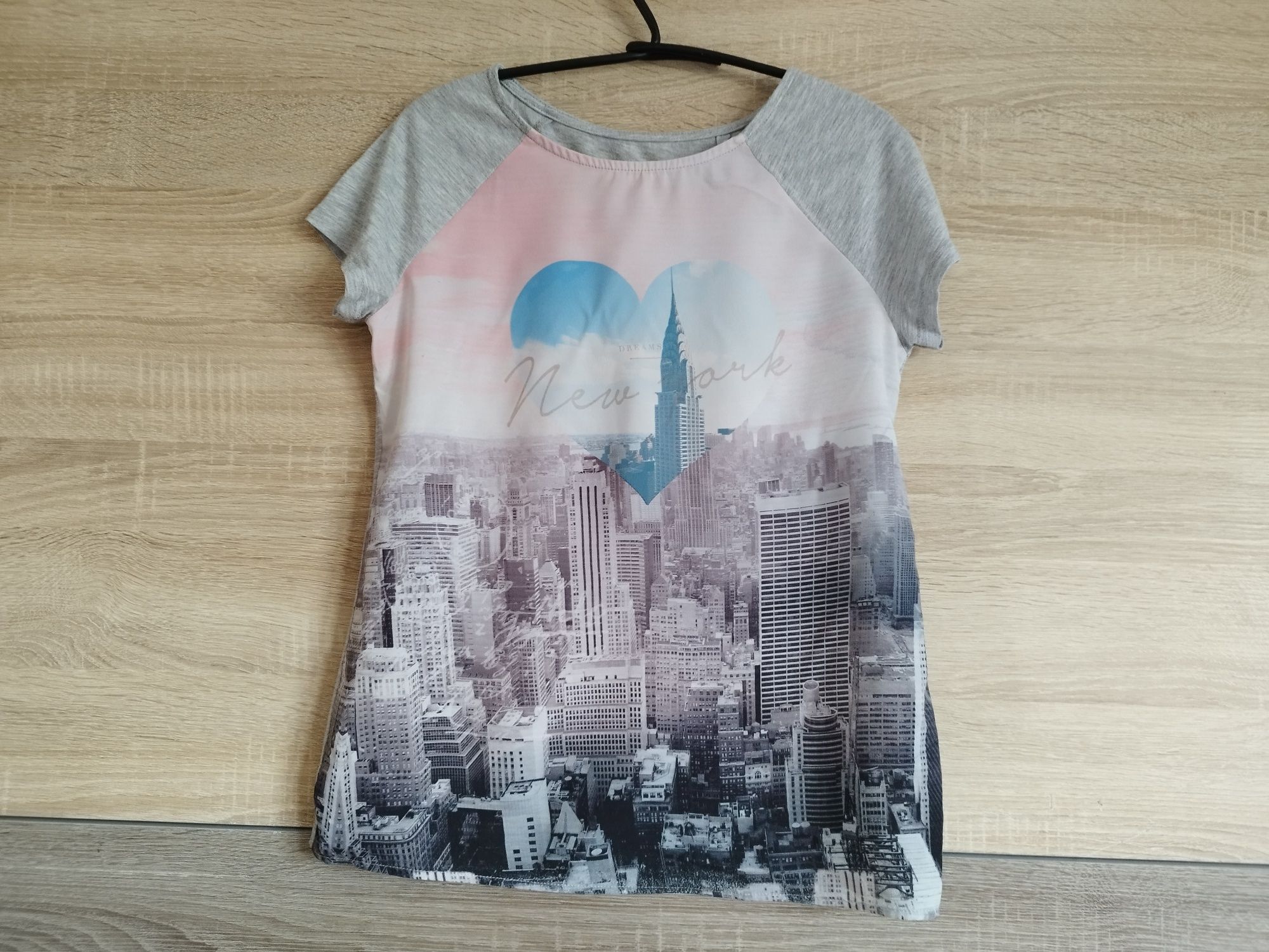 C&A bluzeczka t-shirt z serii City 146-152