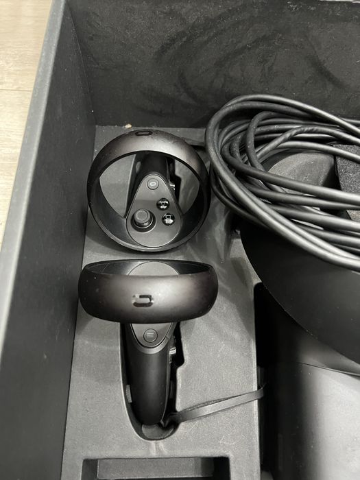 Окуляри віртуальноі реальності VR Oculus rift S