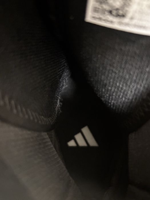 Adidas Box Hog 2.0