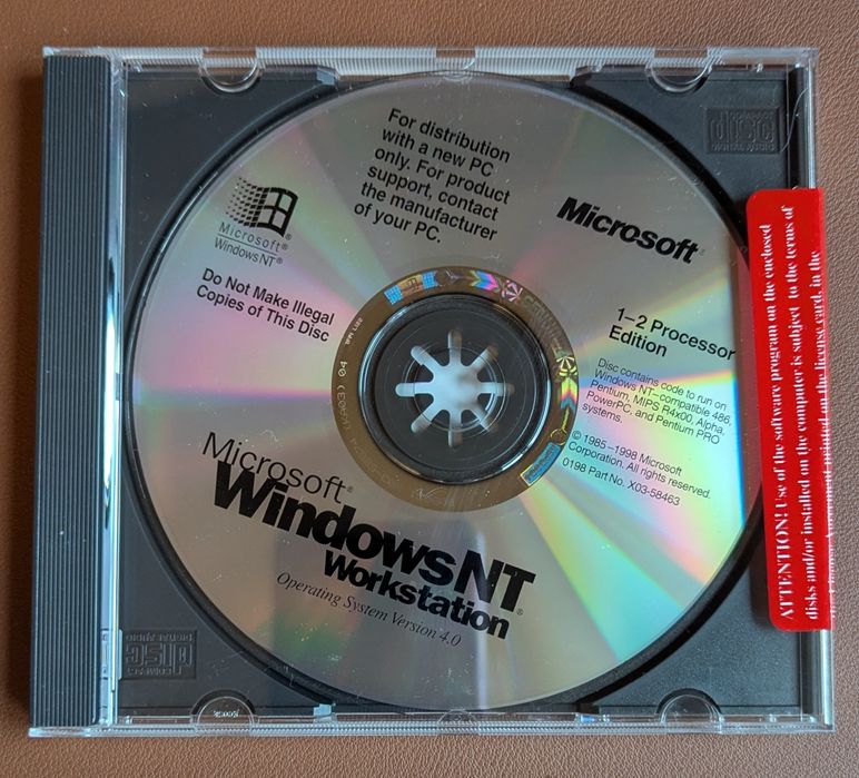 Microsoft Windows NT Workstation CD selado