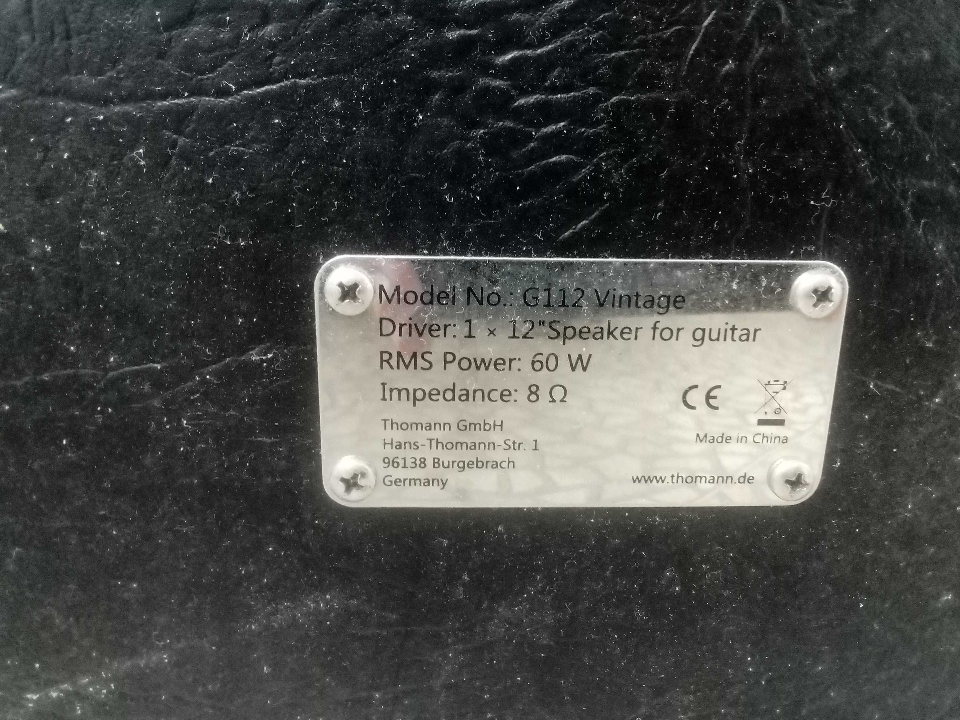 Coluna para guitarra elétrica Harley Benton G112 Celestion V30