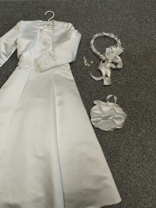Sukienka komunijna bolerko wianek