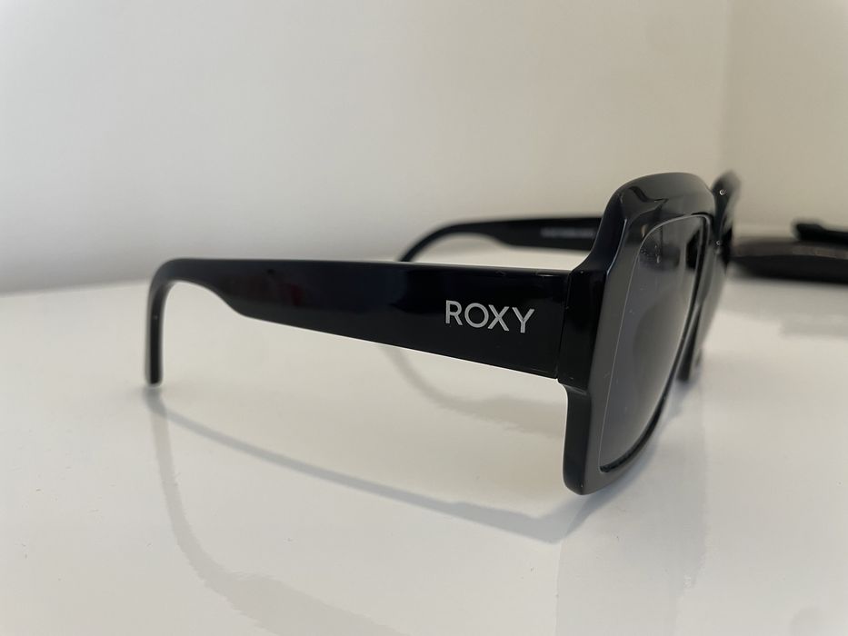 Oculos de sol Mokaite Roxy pretos