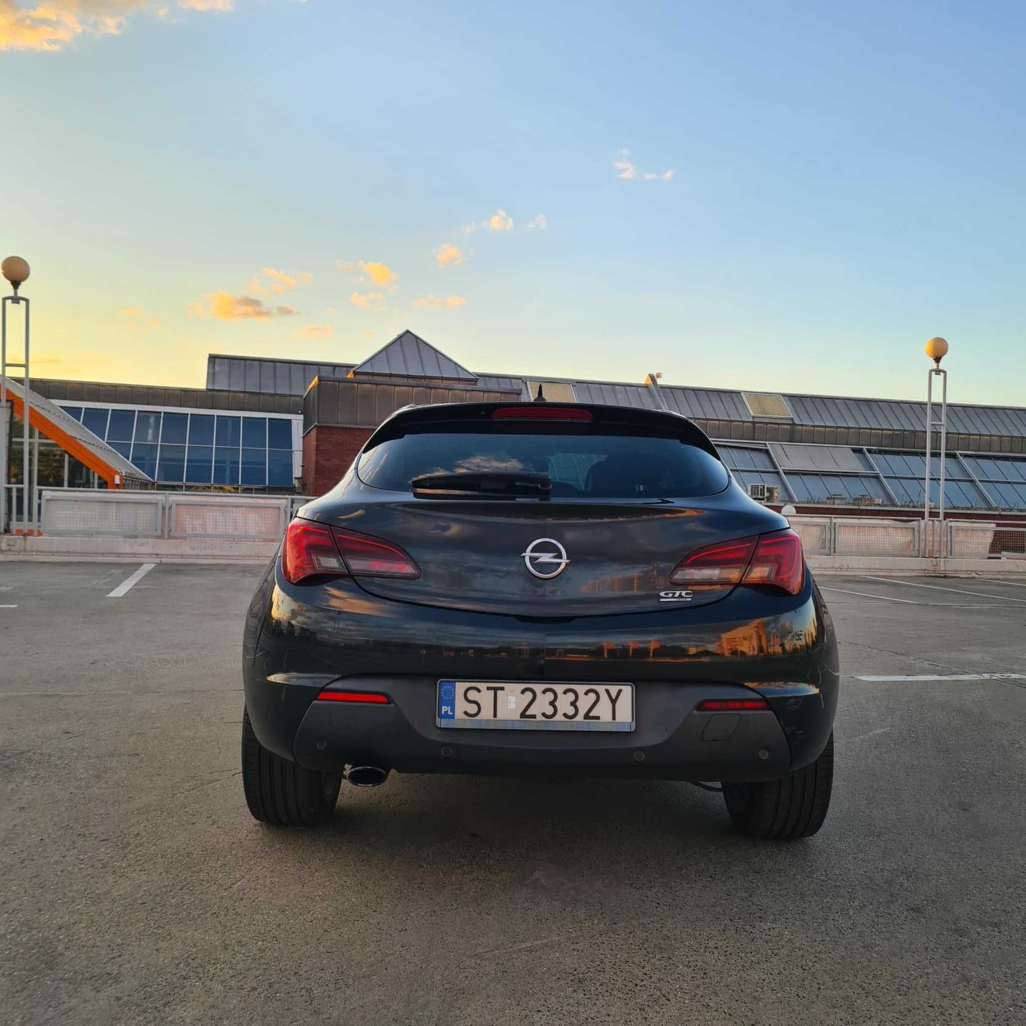 Opel Astra J 2.0 GTC 202KM DIESEL