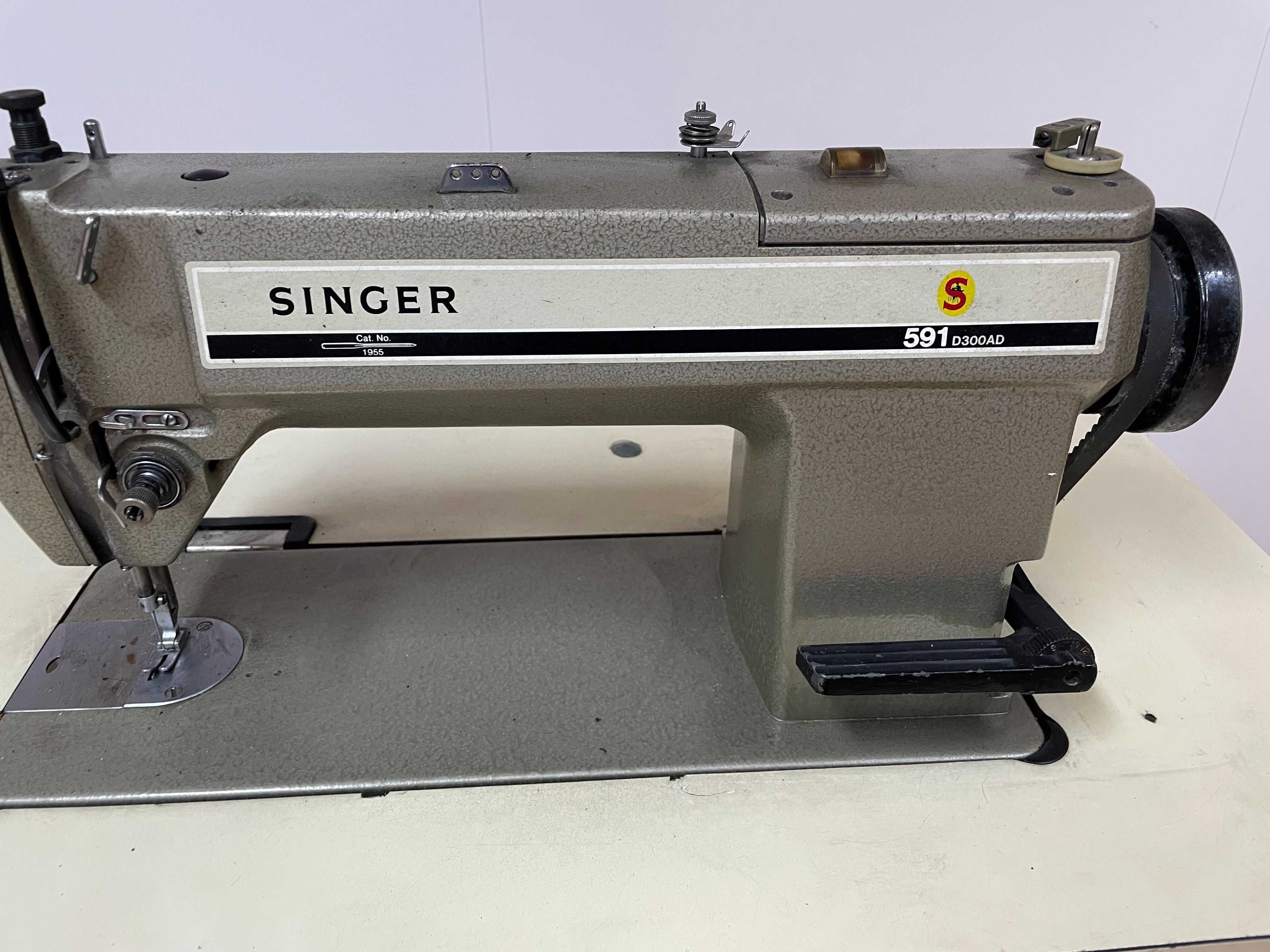 Máquina Costura Singer 591 D300AD