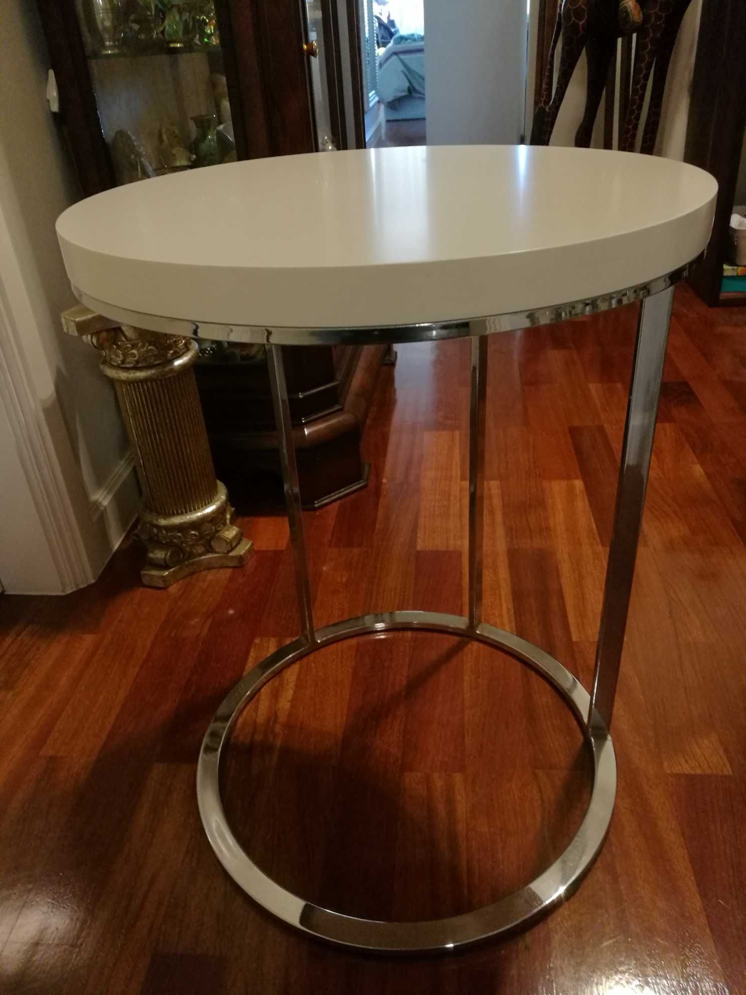 Mesa de Apoio / Side table