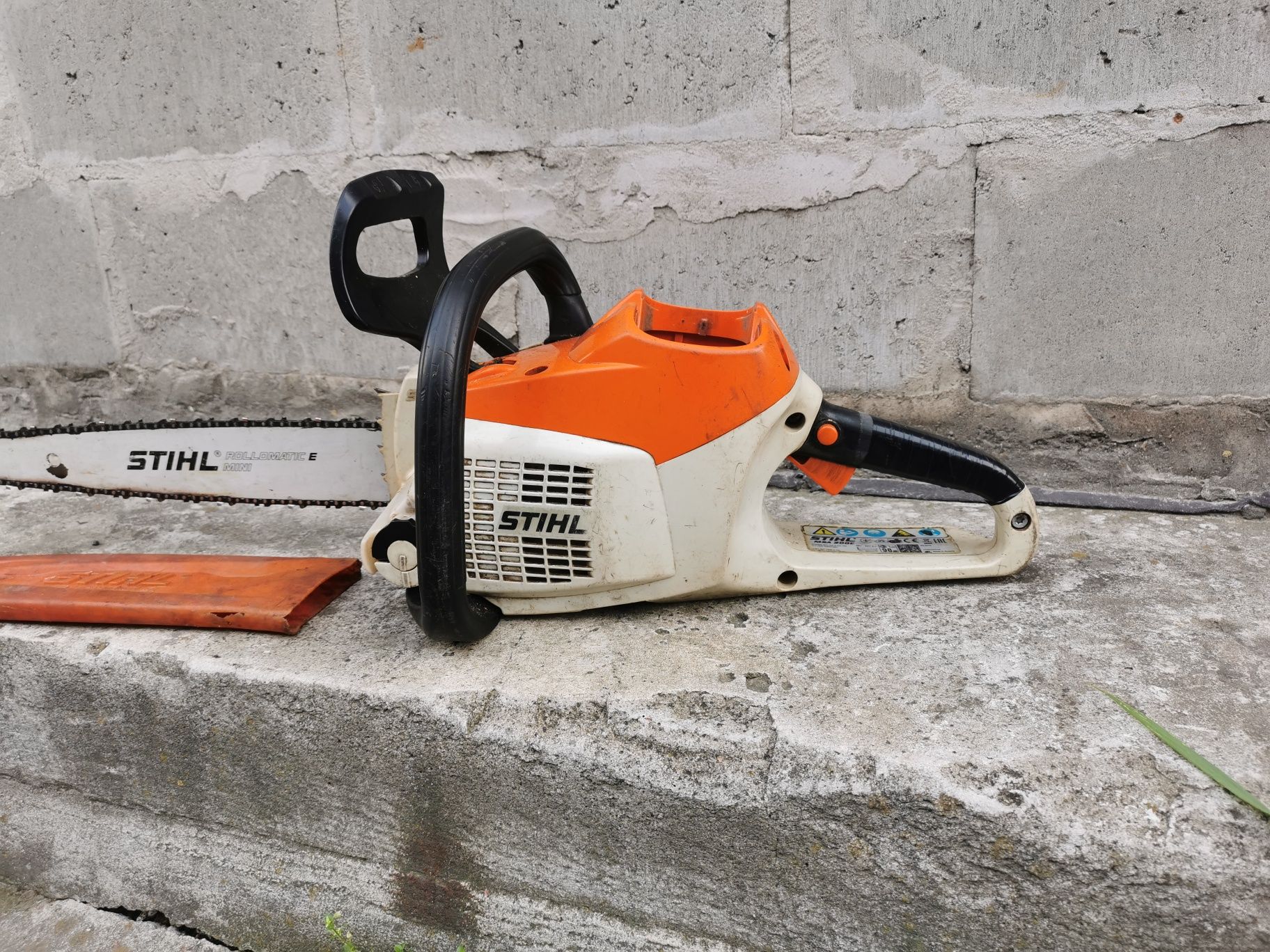 Аккумуляторна пила STIHL MSA 200c бу ap