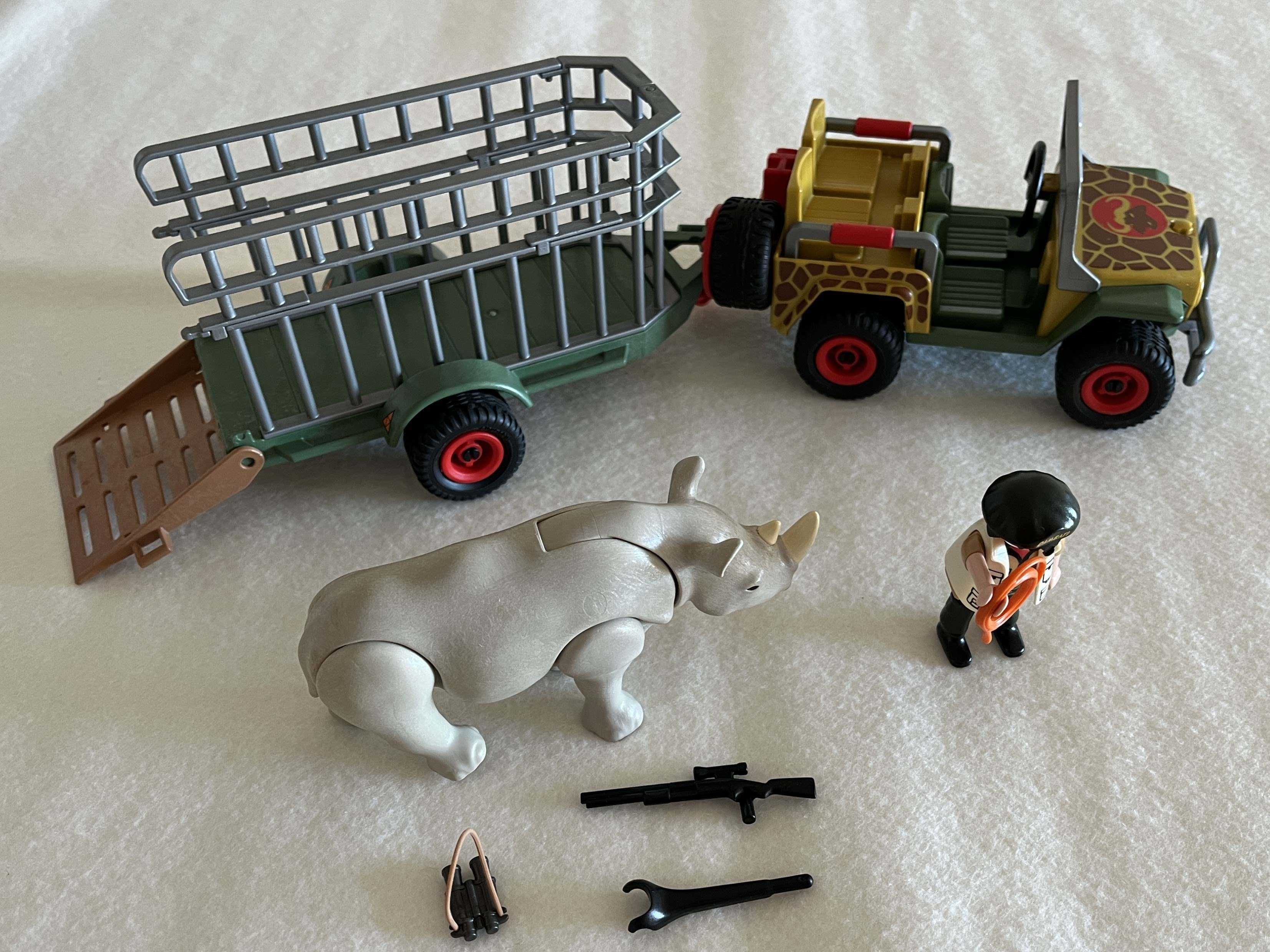 Playmobil 4832 – Veículo Ranger com rinoceronte