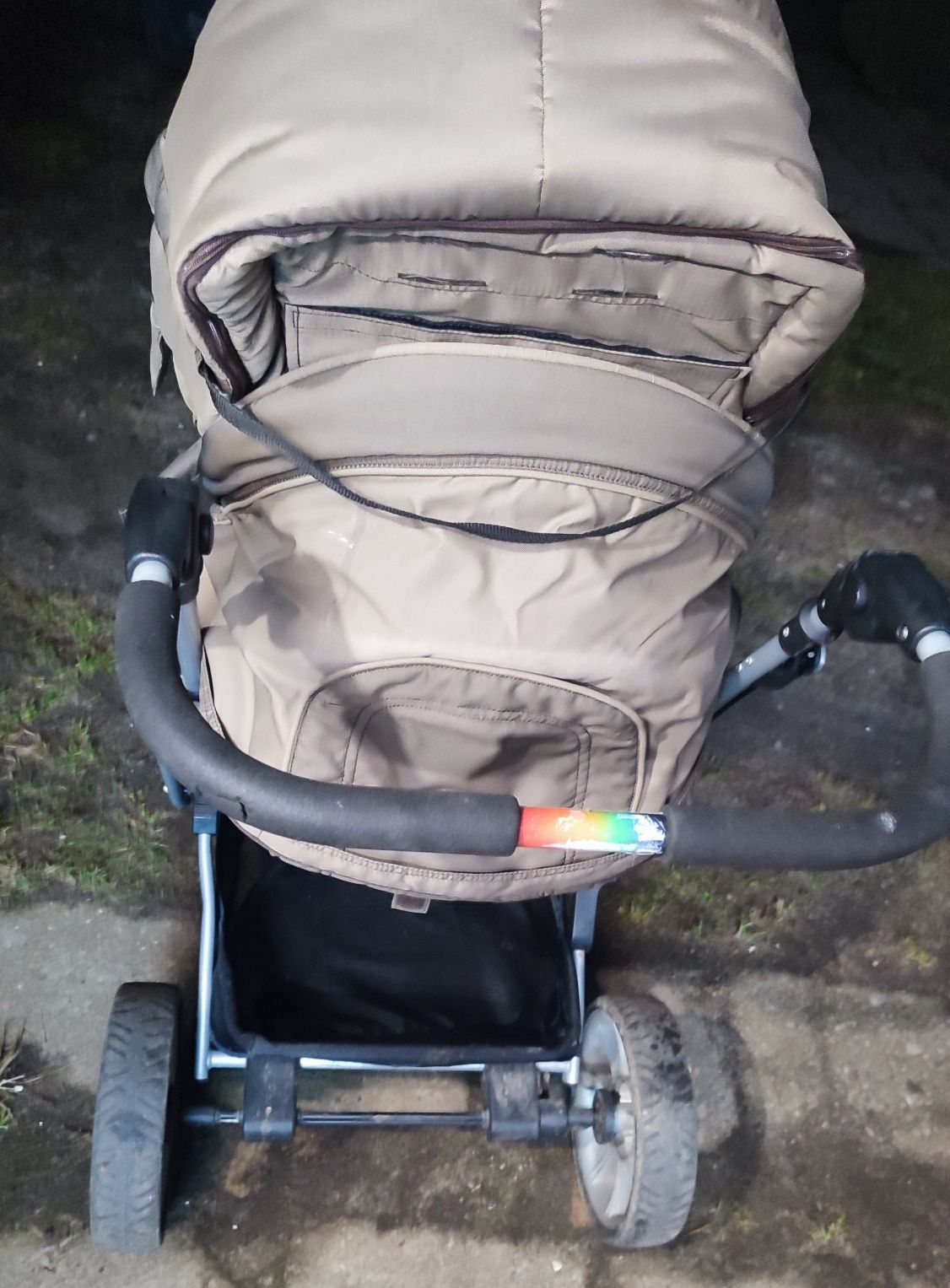 Wózek dziecięcy  spacerówka (sportówka)+nosidełko komplet