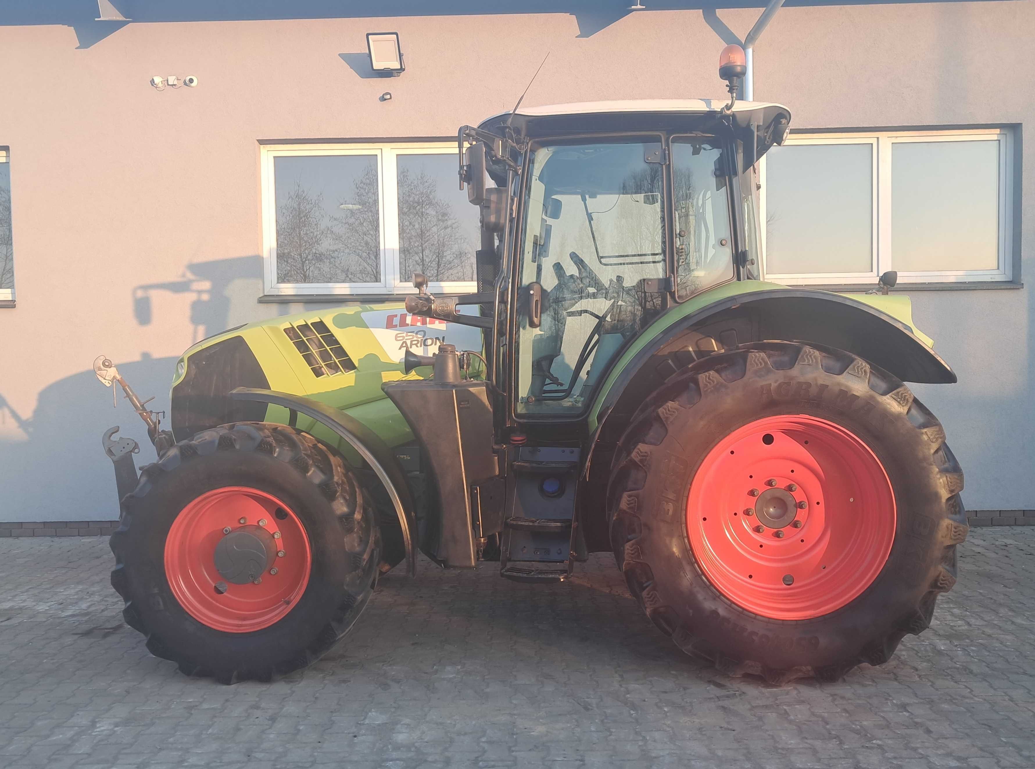 CLAAS ARION 650 Pneumatyka 2018r 50km/h WOM Oryginał Miękka Oś Klima