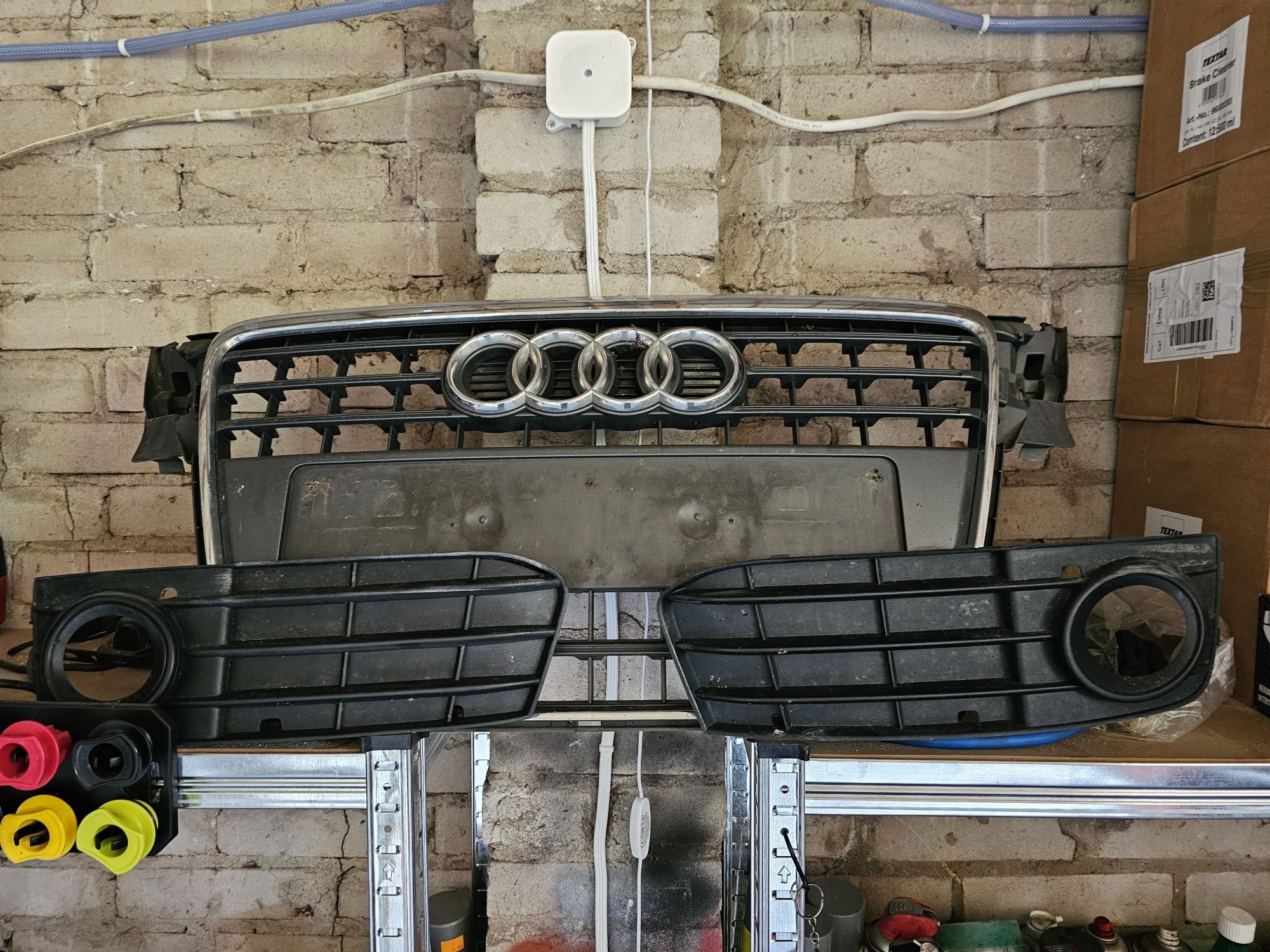 Oryginalny grill audi a4 b8 przedlift