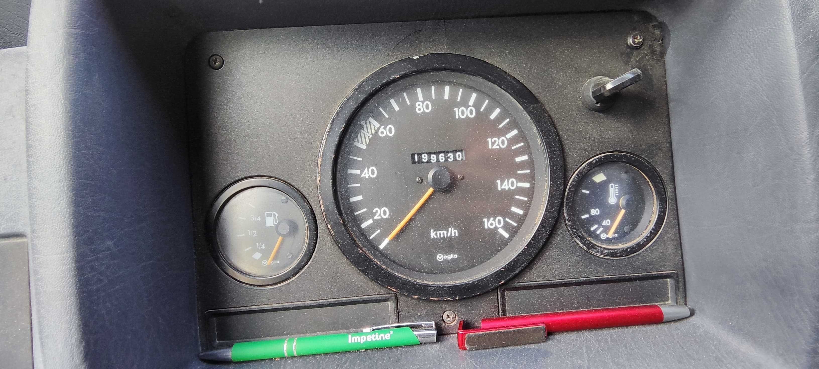 Autovivenda Mercedes MB100
