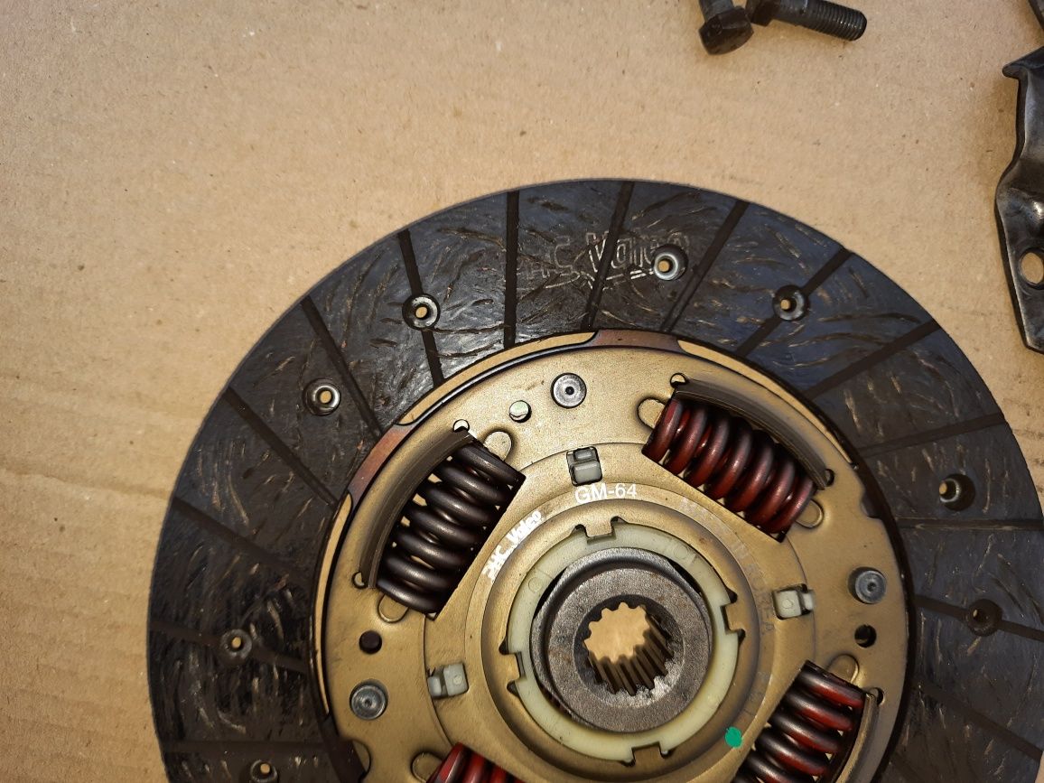 Комплект сцепления Опель 1.6 8V