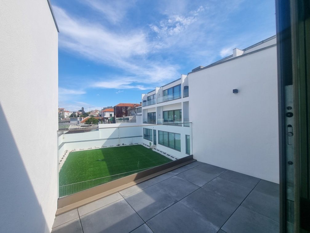 T1 C Terraço, c Novo, Prox Costa Cabral