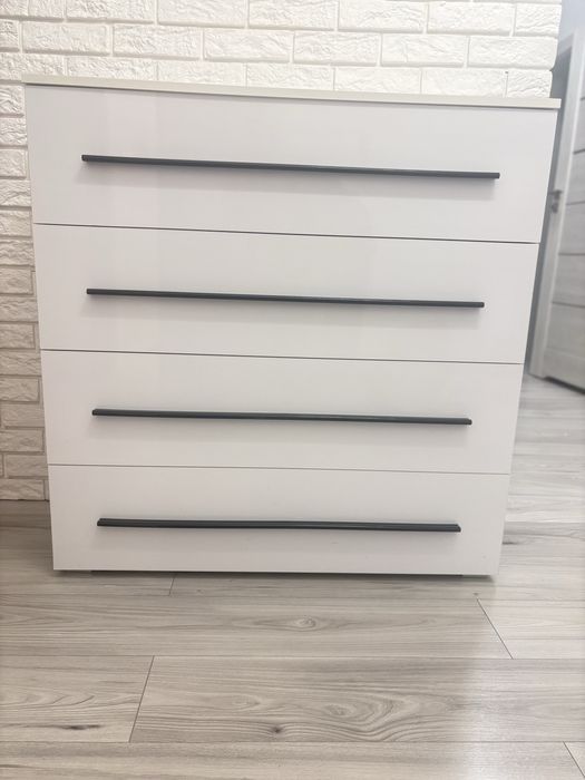 Komoda biala 100x100 fronty lakierowane