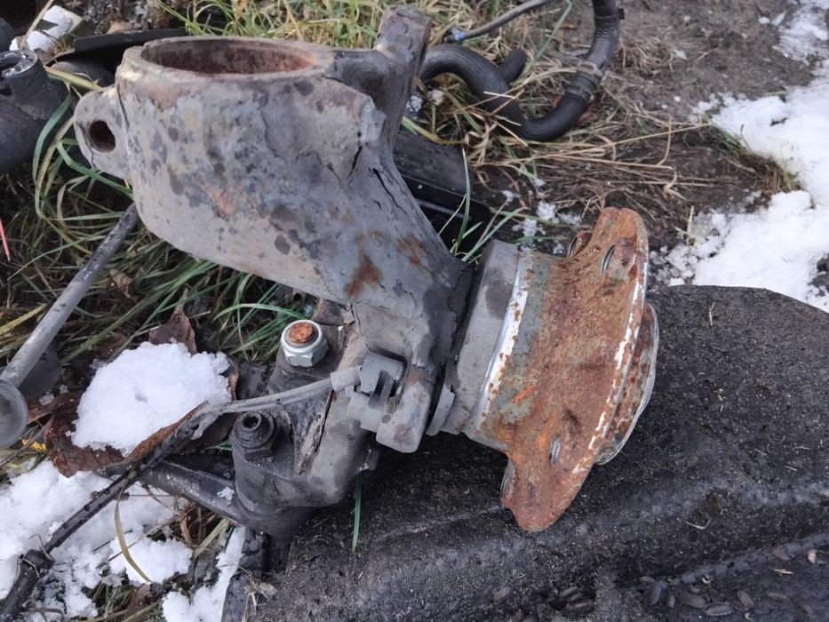 Bmw e38 zwrotnica lewa