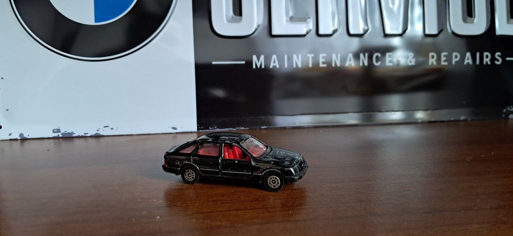 Ford Sierra resorak CORGI