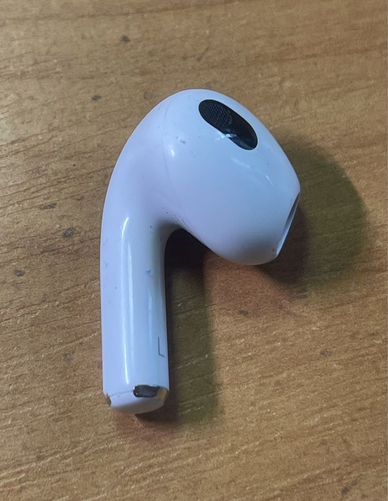 Левый, правый наушник Apple AirPods 3 б/у