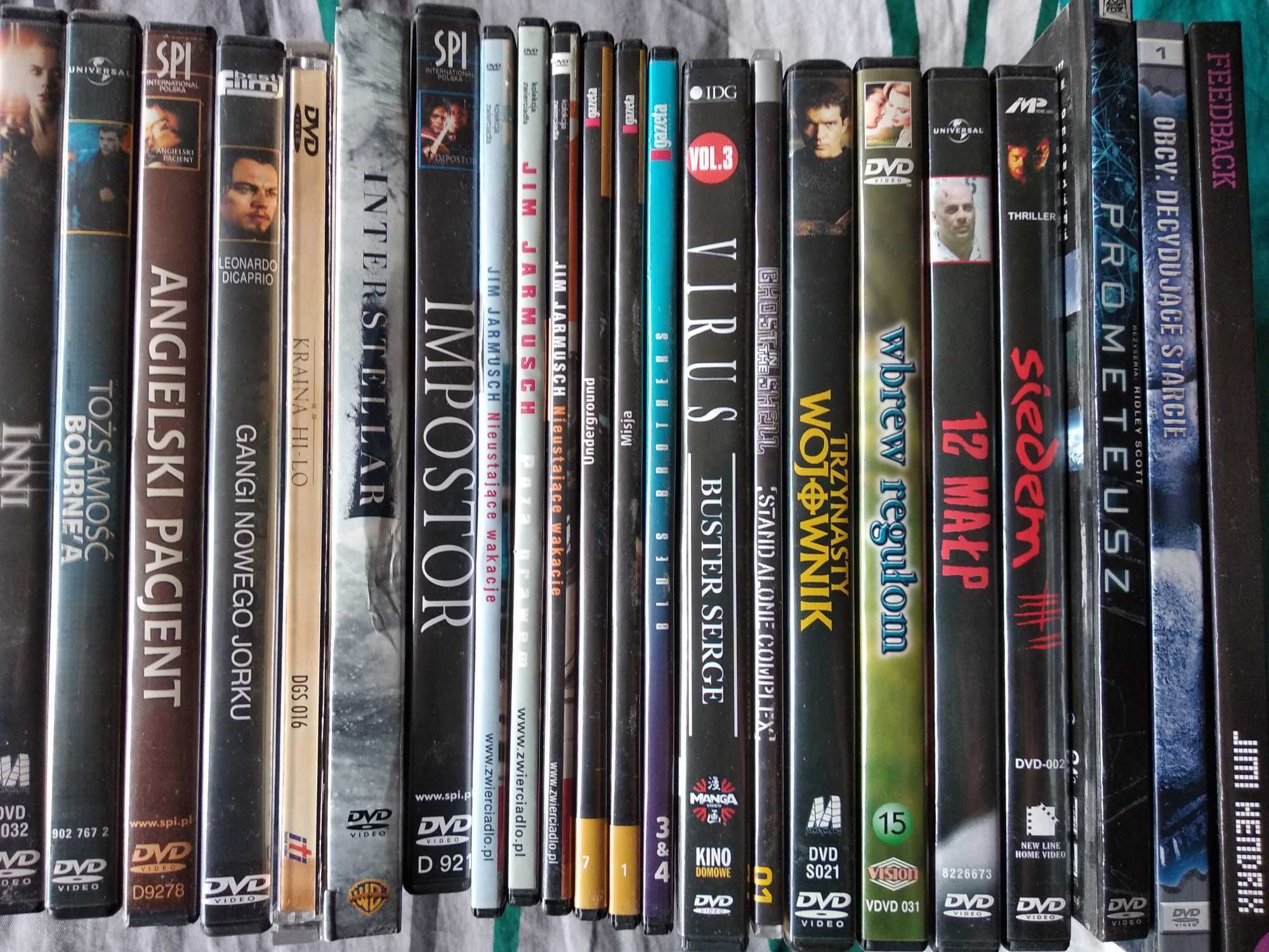 33  filmy  na  DVD