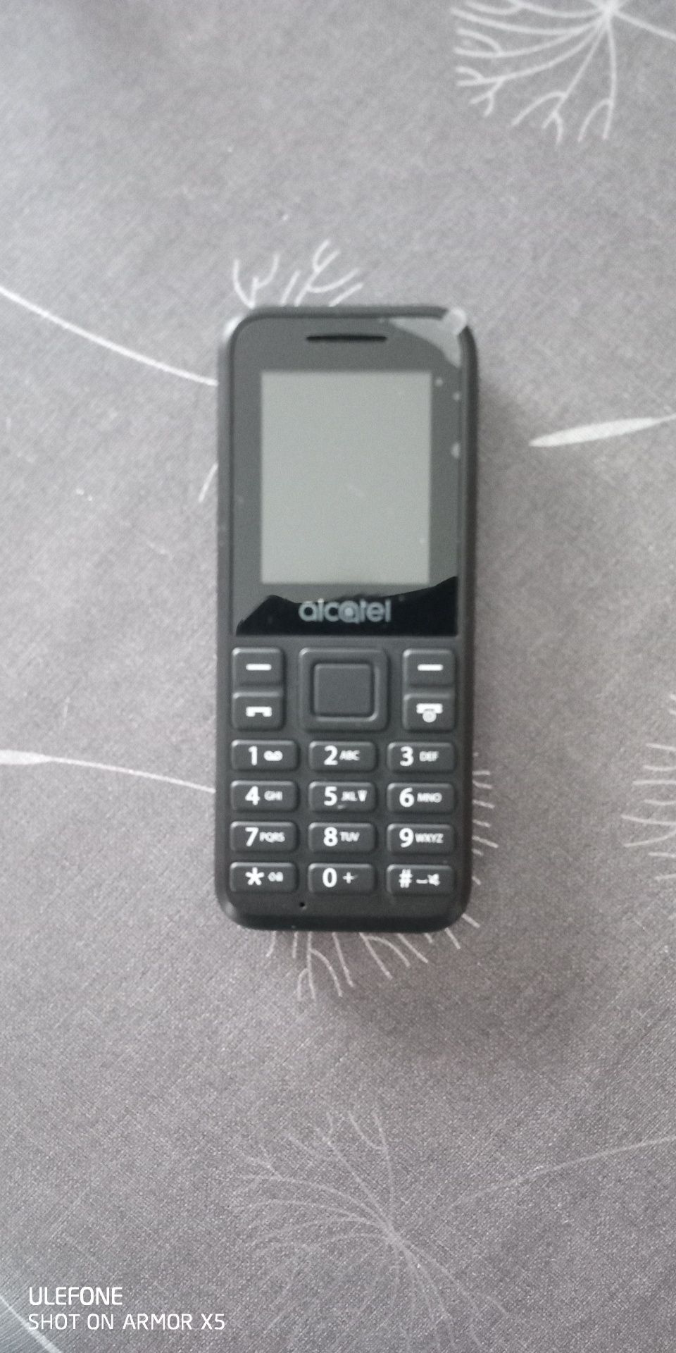 Telemóvel Alcatel Novo