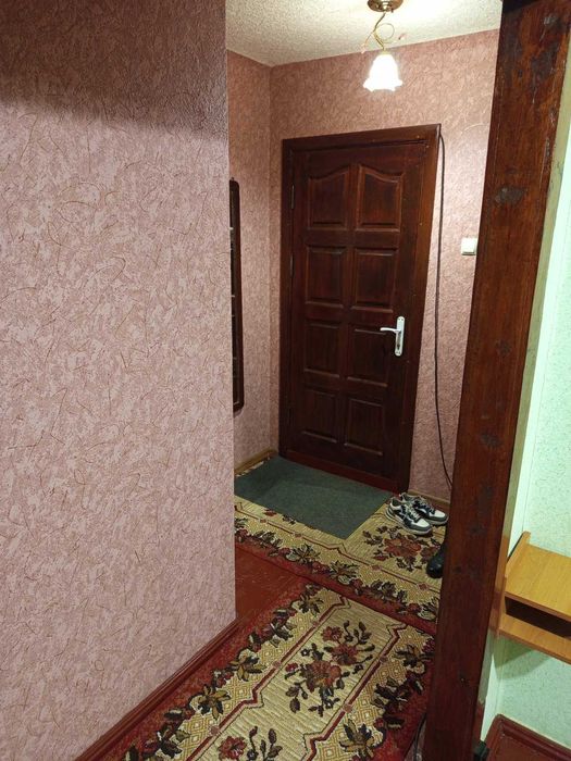 Продам 2-х кімнатну квартиру в центрі міста Нововолинськ