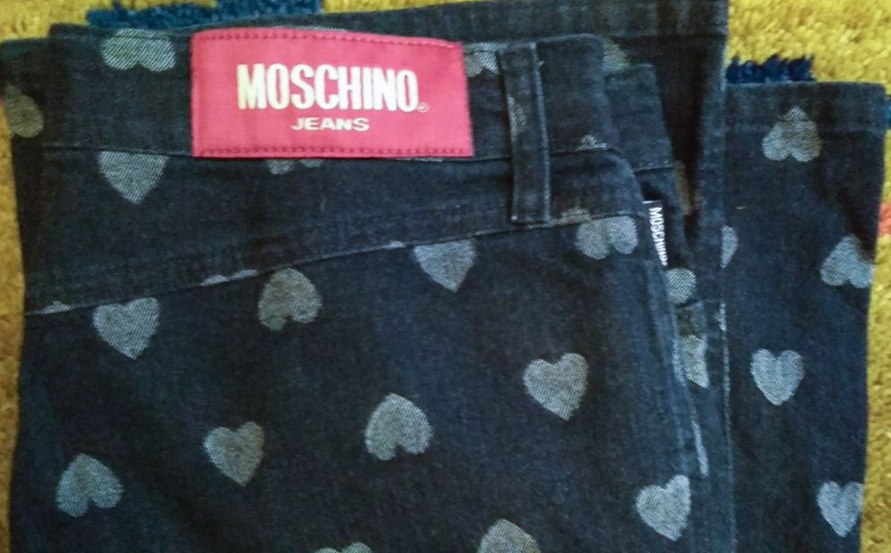 Moschino джинсы, женские, оригинал, размер 30, новые с ярлыком. Вин