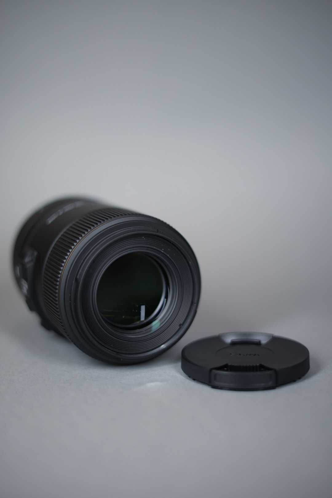 Obiektyw Sigma 105 mm f/2.8 Macro Canon EF