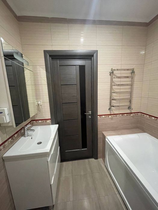 Оренда 1 кімнатної квартири на Озерній, Вул Залізняка 18