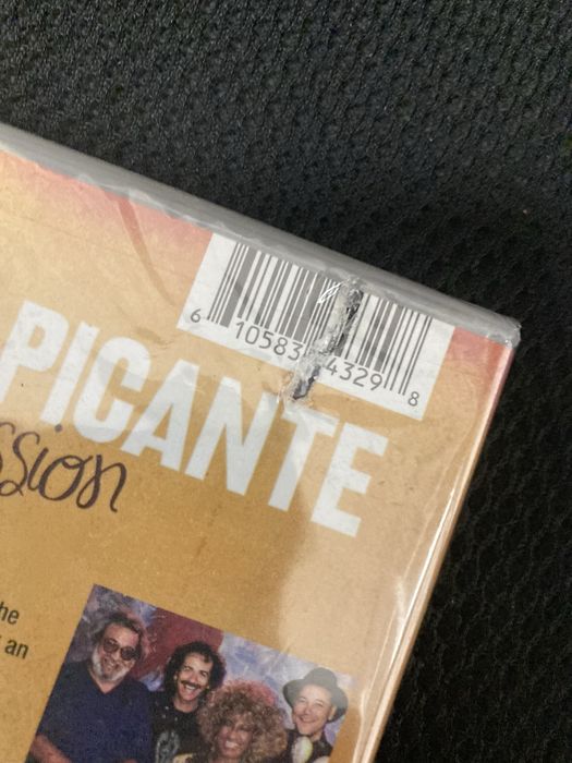 DVD Caliente Y Picante, Selado