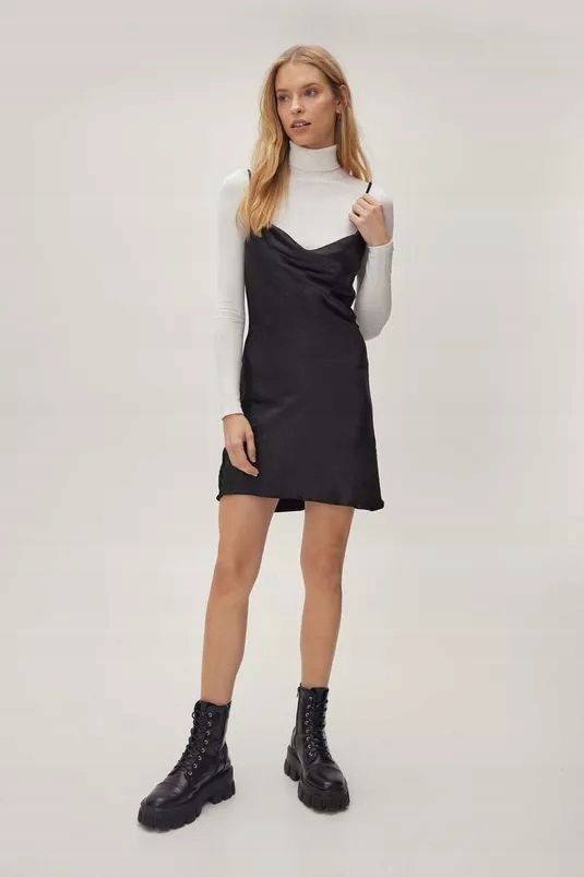 Nasty Gal 38 M Satynowa Sukienka Mini Q42