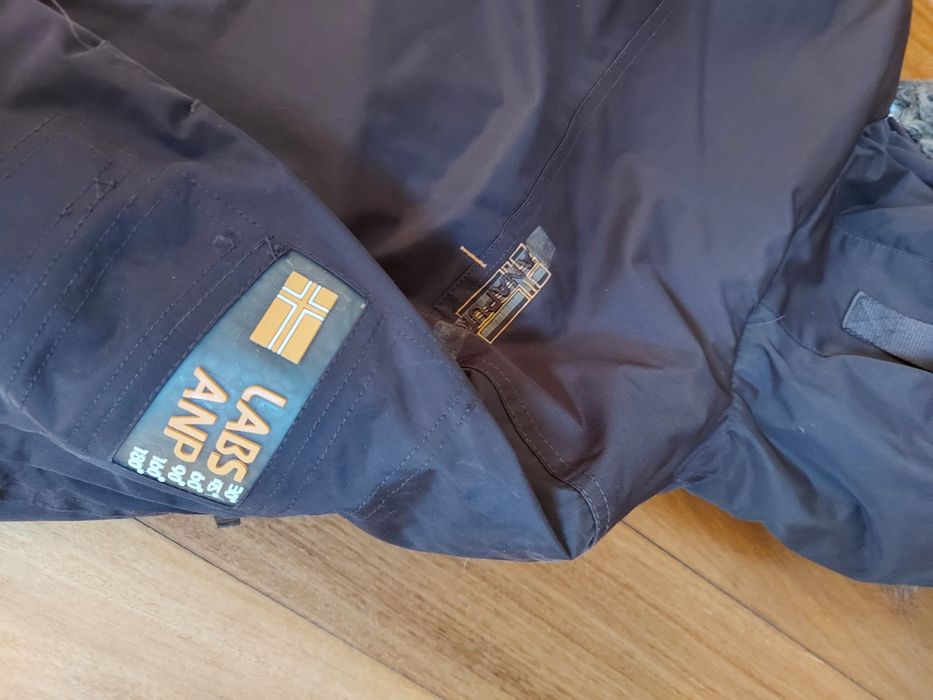 Parka de criança marca ANAPURNA