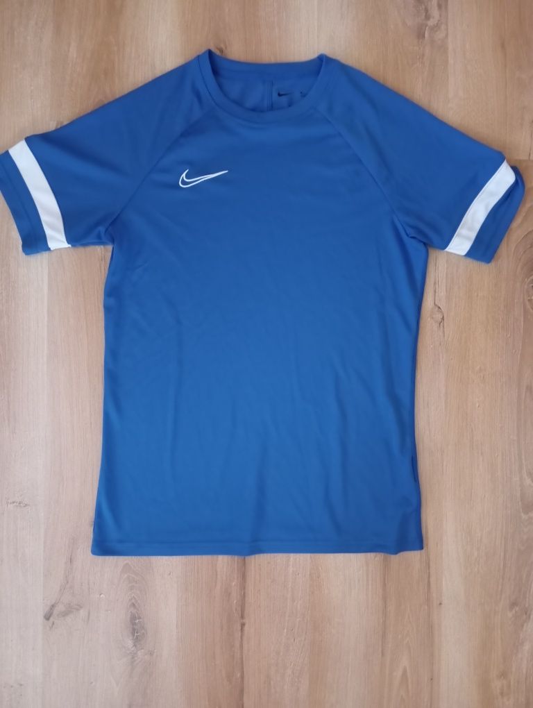 Niebieska koszulka Nike