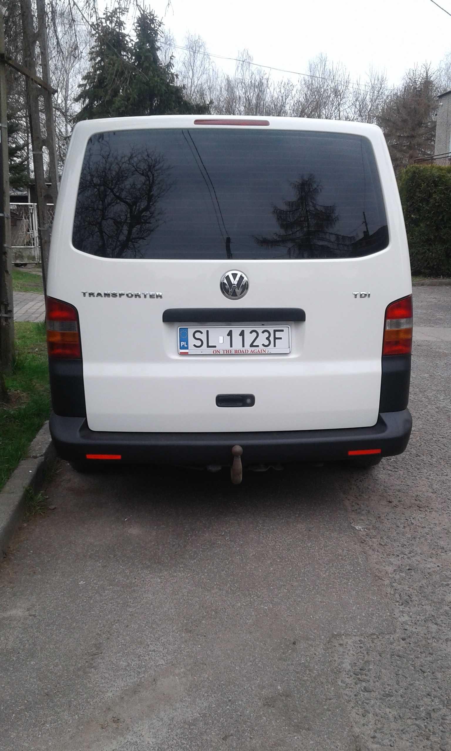 VW  Transporter T5 klima łóżko hak - wyprawowy jak Multivan 6 osób