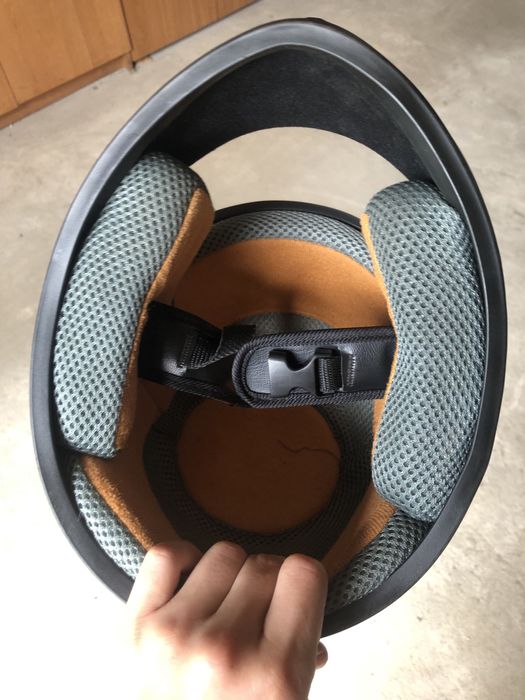 Шолом Hornet в непоганому стані