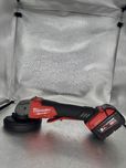 Акумуляторна кутова шліфувальна машина Milwaukee M18 Onefsag125xpdb
