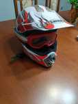 Kask crossowy  Awina z okularami